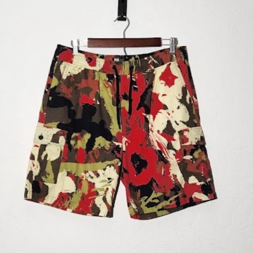 Lira Men's Camo Cargo Shorts- Excellent Condition- Size Large